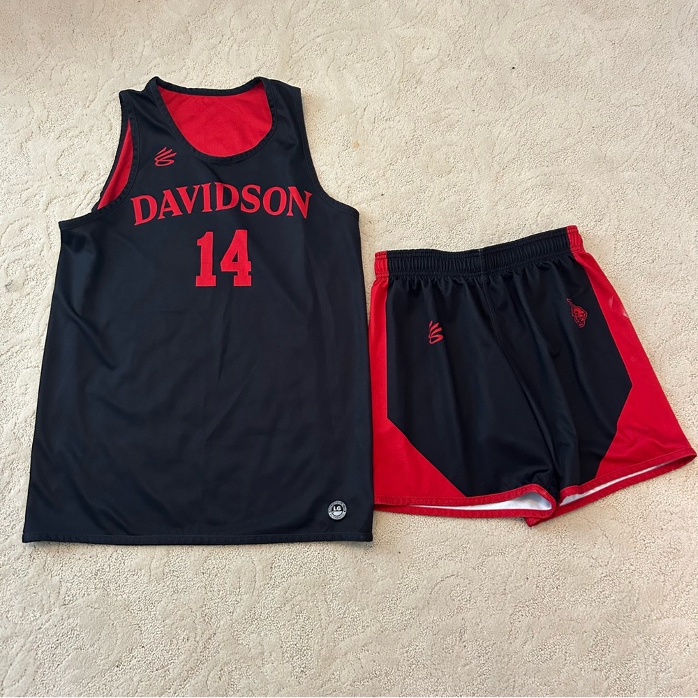 Davidson College Men’s Basketball Official Practice Gear